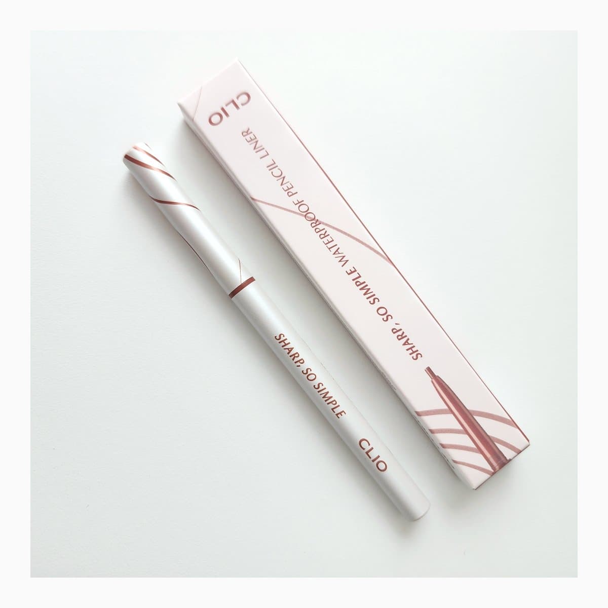 CLIO SHARP, SO SIMPLE WATERPROOF PENCIL LINER 08 CORAL