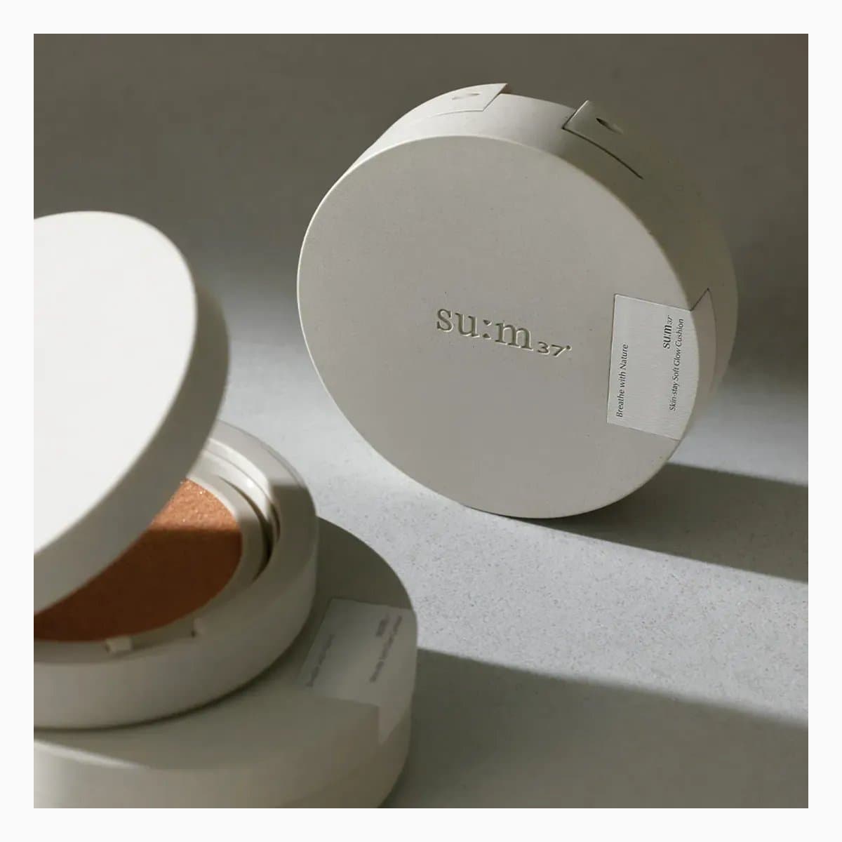 Sum37 Skin-stay Soft Glow Cushion 01