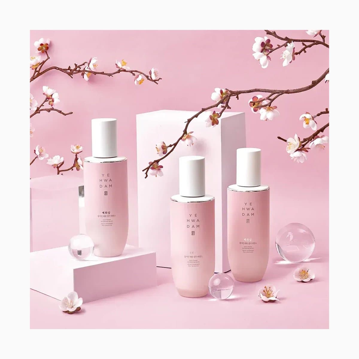 YEHWADAM PLUM FLOWER REVITALIZING SREUM.