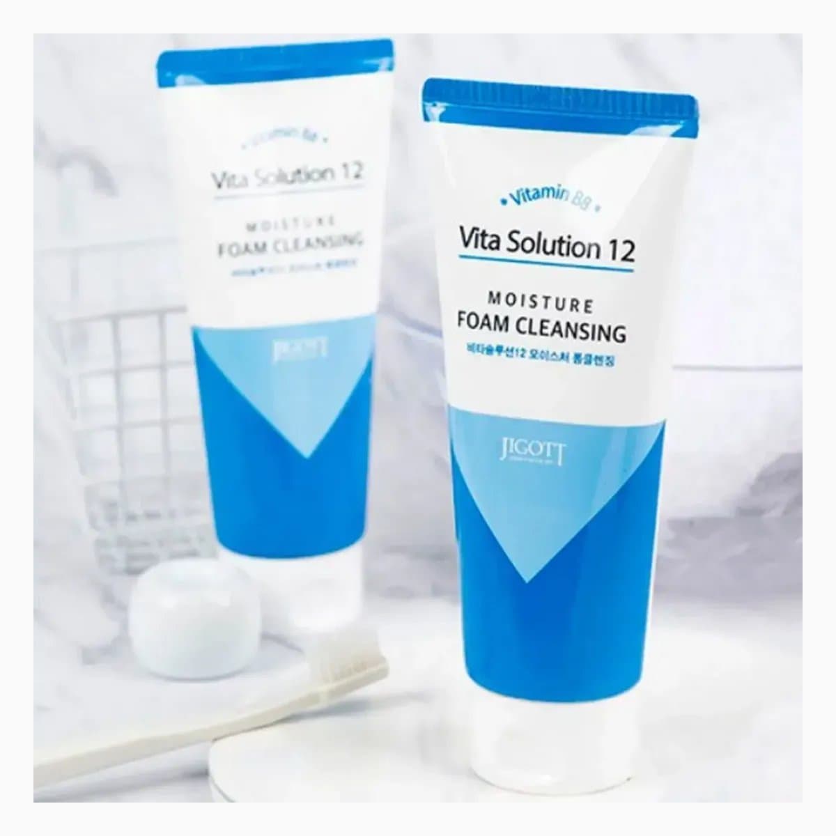 Jigott Vita Solution 12 Moisture Foam Cleansing