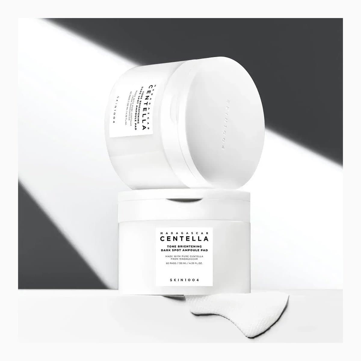 SKIN1004 Madagascar Centella Tone Brightening Dark Spot Ampoule Pad